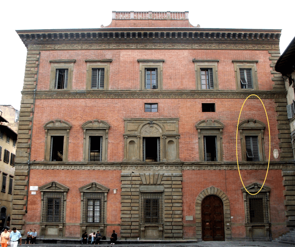La finestra sempre aperta di Palazzo Grifoni